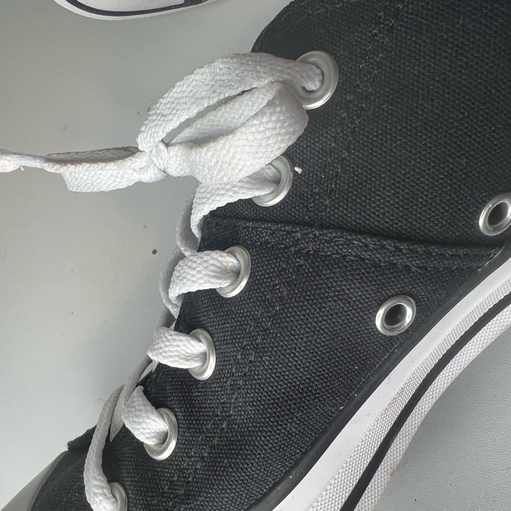 Converse Chuck Taylor All Star Madison Sneakers - Black and White Low-Tops - Picture 3 of 7